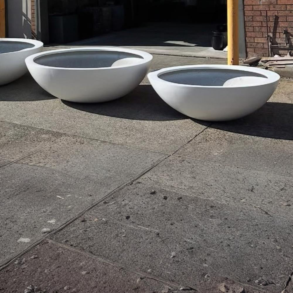 Low Bowl Fibreclay Planter – Light Grey